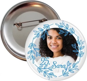 White and Blue - przypinka ze zdjęciem - 56mm