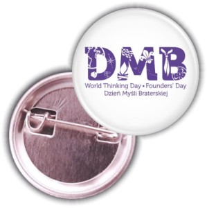 Dzień Myśli Braterskiej biała przypinka 25mm