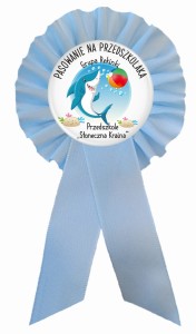 Pasowanie na Przedszkolaka - błękitny kotylion- Grupa Rekinki 