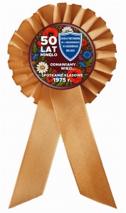 g4650 Spotkanie klasowe  - złoty kotylion z przypinką 56mm.jpg