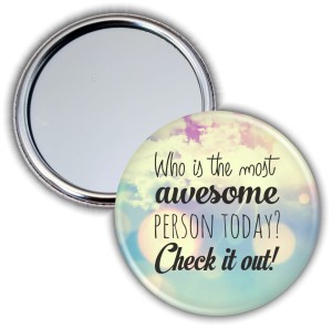 g1505 Who is the most awesome person today - lusterko 56mm.jpg