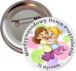 Międzynarodowy Dzień Przytulania - przypinka 56mm