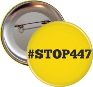 #STOP447 - przypinka 56mm