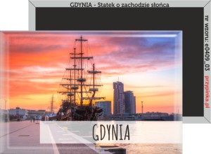 Gdynia - Statek o zachodzie słońca - magnes prostokątny 78x53mm