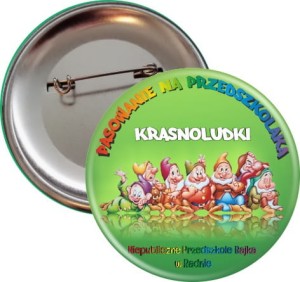 Pasowanie na Przedszkolaka Krasnoludki przypinka 56mm 